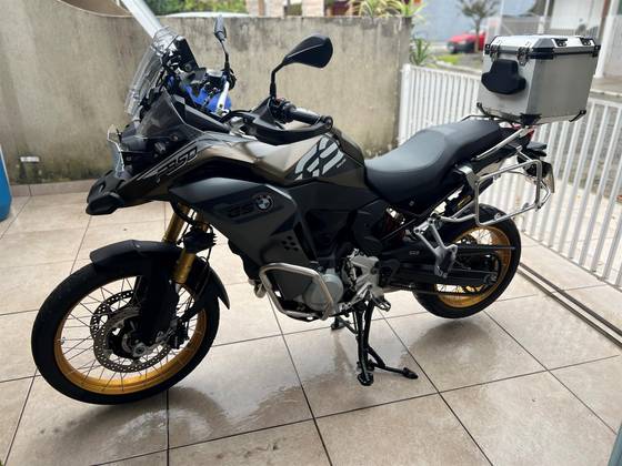 BMW F 850 GS ADVENTURE PREMIUM BMW F 850 GS ADVENTURE PREMIUM